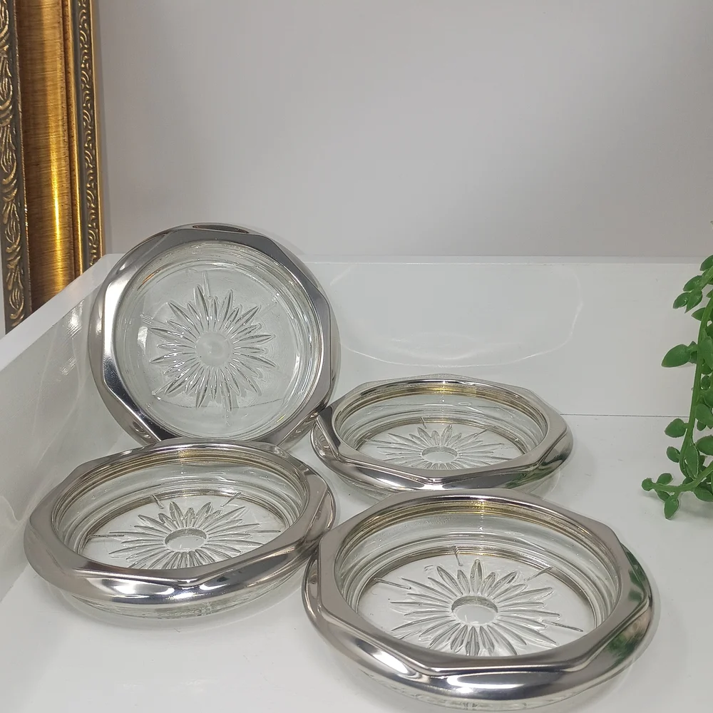Glass Coaster Set with Silver Rim - Clear